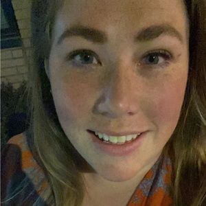 Meet your Posher, Jacquelyn